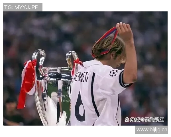 全球足坛风云再起:各大豪门争锋世界杯精彩瞬间及未来发展趋势分析 全球足坛风云再起:各大豪门争锋世界杯精彩瞬间及未来发展趋势分析